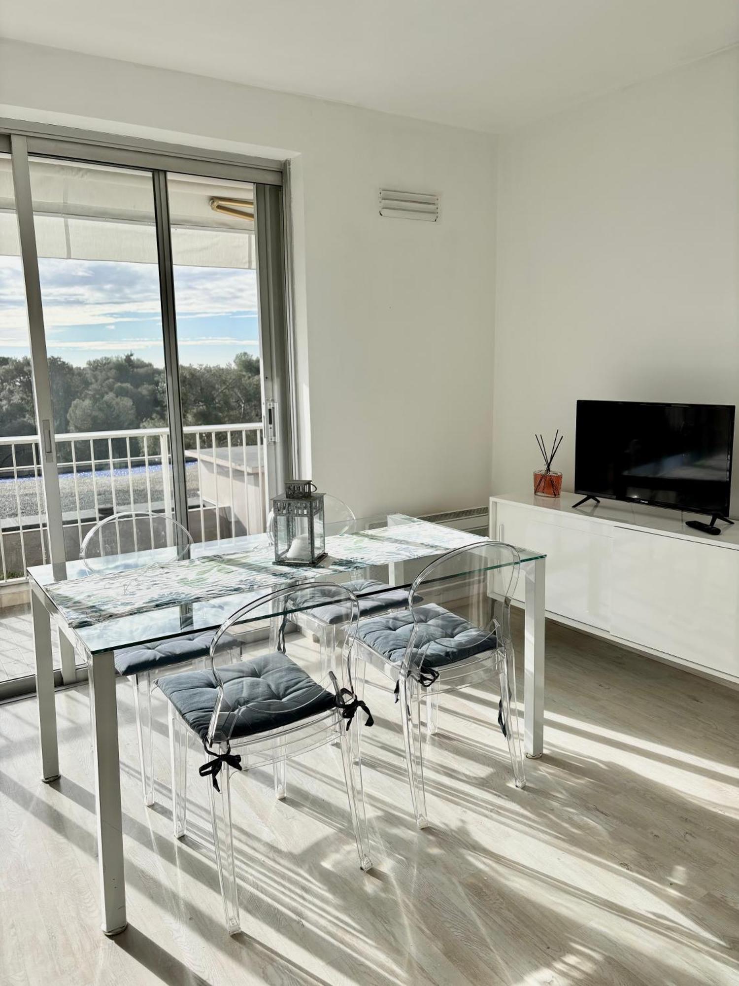 French Riviera Apartment With Swimming Pool And Free Parking Near Monaco Roquebrune-Cap-Martin Buitenkant foto